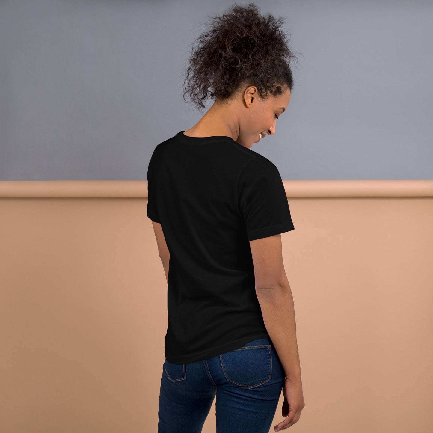 Lashaholic Statement Tee in Black